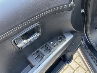 Mitsubishi Outlander 2.0 Intro Edition AUTOMAAT picture 14