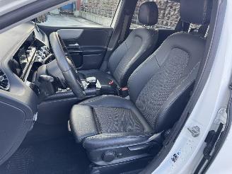 Mercedes B-klasse B 200d Aut. Euro6 picture 30