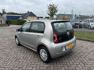 Volkswagen Up! 1.0 44Kw AIRCO picture 3