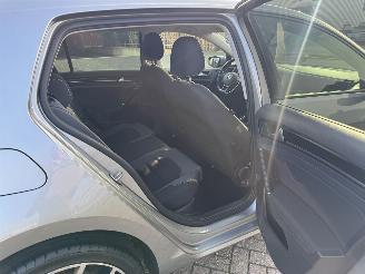 Volkswagen Golf 1.2 TSI Highline 81Kw Clia - Navi picture 17