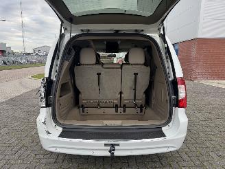 Chrysler Town & Country 3.6 V6 Navi - Clima picture 18