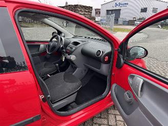 Peugeot 107 1.0 12V XS  AIRCO picture 16
