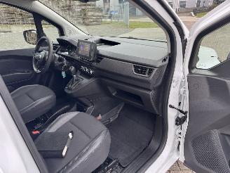 Renault Kangoo E-Tech  44 kWh  Aut. Clima picture 14