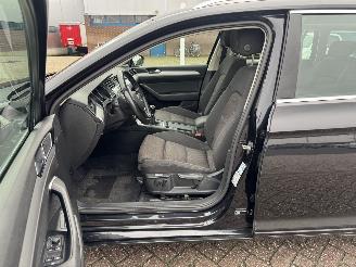 Volkswagen Passat 1.6 TDI Clima - Navi picture 12