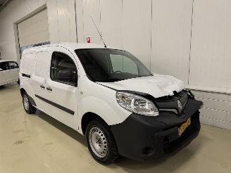 damaged passenger cars Renault Kangoo 1.5 DCI  Maxi  70Kw AIRCO - NAVI 2020/1
