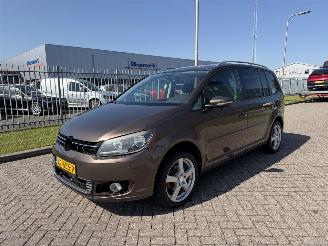 Damaged car Volkswagen Touran 1.4 TSI 103Kw Clima 2010/12