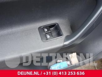 Volkswagen Caddy Caddy III (2KA,2KH,2CA,2CH), Van, 2004 / 2015 1.6 TDI 16V picture 18