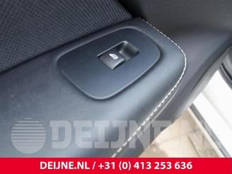 Volvo V-60 V60 II (ZW), Combi, 2018 2.0 T6 16V Twin Engine picture 19