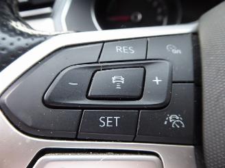 Volkswagen Passat GTE picture 18