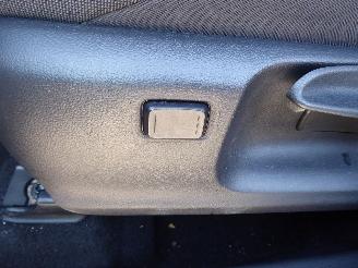 Toyota CH-R Hyb HEV picture 13