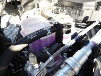 Toyota CH-R Hyb HEV picture 25