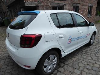 Dacia Sandero Laureate picture 6