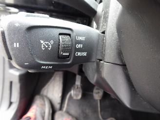 Peugeot 508 SW Allure picture 13