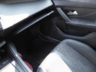 Peugeot 308 SW Allure picture 12