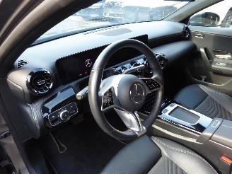 Mercedes A-klasse 250 e Hybrid picture 10