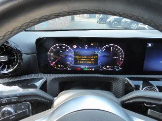 Mercedes A-klasse 250 e Hybrid picture 12