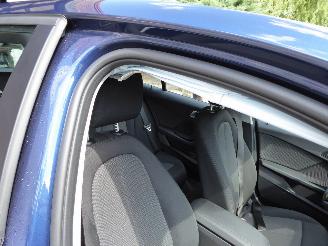 BMW 1-serie 116i Advantage picture 7