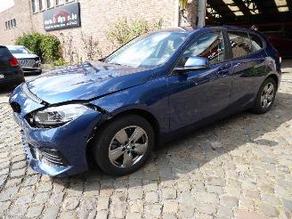 skadebil auto BMW 1-serie 116i Advantage 2024/2