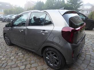 Kia Picanto 1.0 picture 7