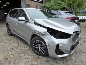 BMW iX1 20 eDrive M Sport picture 4