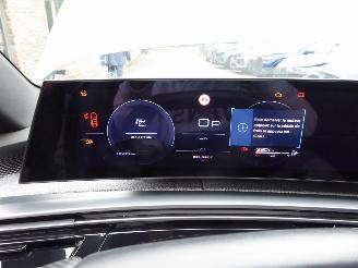 Peugeot 5008 Hybrid 136 GT picture 20