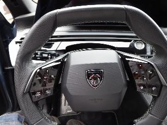 Peugeot 5008 Hybrid 136 GT picture 18