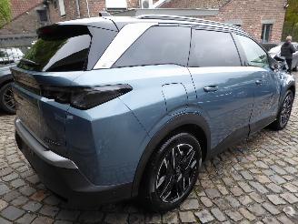 Peugeot 5008 Hybrid 136 GT picture 6