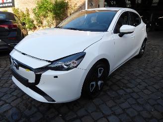  Mazda 2 Center-Line Hybrid Agile 2023/12
