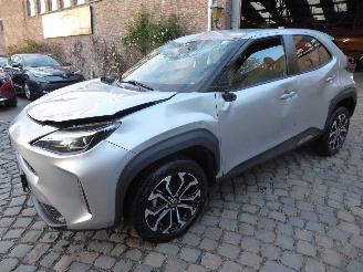 skadebil auto Toyota Yaris Cross Hybrid 2023/1