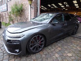 Vaurioauto  passenger cars Audi A6 e-tron Avant performance S Line 2025/7