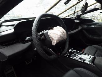 Audi A6 e-tron Avant performance S Line picture 12