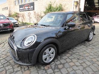Coche accidentado Mini Cooper Essential 2023/11