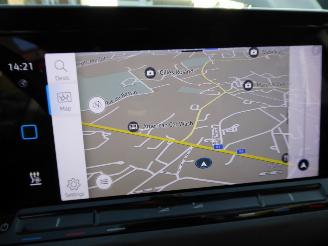 Volkswagen Golf 1.5 eHybrid OPF 110kW DSG Style picture 24