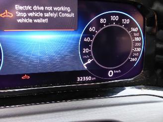 Volkswagen Golf 1.5 eHybrid OPF 110kW DSG Style picture 17