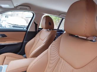 BMW 3-serie 320e Hyb picture 10