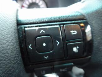 Toyota Hilux Double Cab 4x4 picture 20