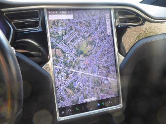 Tesla Model X Performance Dual picture 26