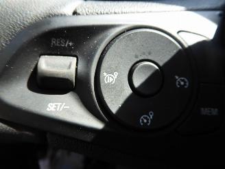 Opel Corsa F GS picture 17