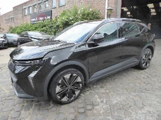 Voiture accidenté Renault Scenic E-TECH 170 Comfort Range Evolution 2025/8