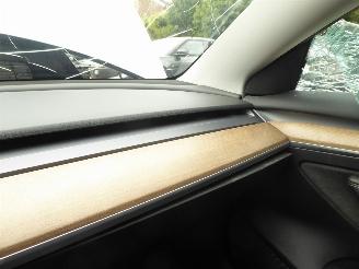 Tesla Model 3  picture 18