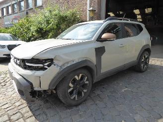 Damaged car Dacia Duster III Hybrid 140 Extreme 2024/12