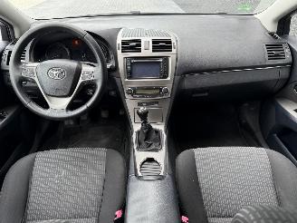 Toyota Avensis 2.0 D-4D Navi Clima Camera picture 7