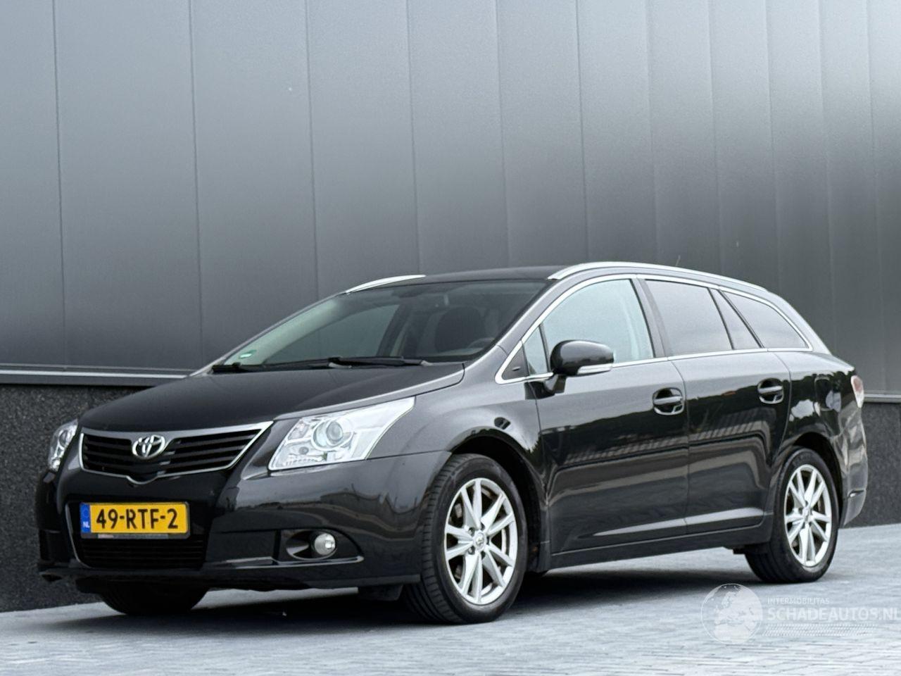 Toyota Avensis 2.0 D-4D Navi Clima Camera