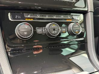 Volkswagen Golf 1.6 TDI Camera Clima Automaat EURO-6 picture 11