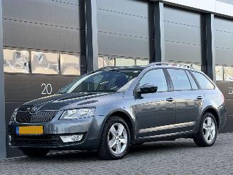 Gebrauchtwagen PKW Skoda Octavia 1.6 TDI Navi Clima PDC 2014/11
