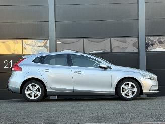 Volvo V-40 1.6 D2 Panorama Clima Keyless picture 3