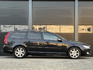 Volvo V-70 2.0 D4 Navi Leer Clima EURO-6 picture 3