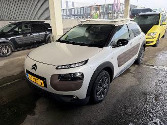 okazja samochody osobowe Citroën C4 cactus 1.6 BlueHDi Panorama Camera 2015/11