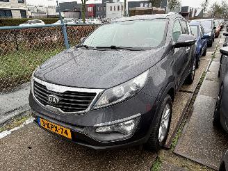 Gebrauchtwagen PKW Kia Sportage 1.6 GDI Navi Clima Leer 2013/7