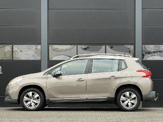 Peugeot 2008 1.6 e-HDi Allure Clima Navi PDC picture 6